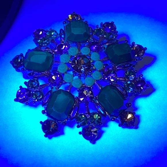 Brooch Pin Flower Glass Rhinestones Lucite Vintage Estate Unique Rare - Picture 4 of 11